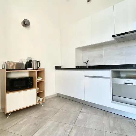 4t - 33 Avenue Gaston Chauvin Apartment