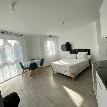 Apartment 4t - 33 Avenue Gaston Chauvin